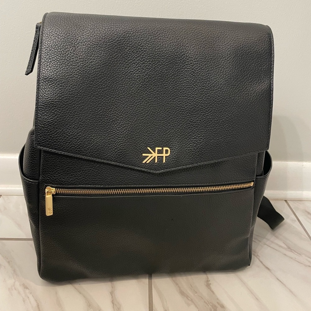 Freshly Picked Classic I Diaper Bag - Ebony